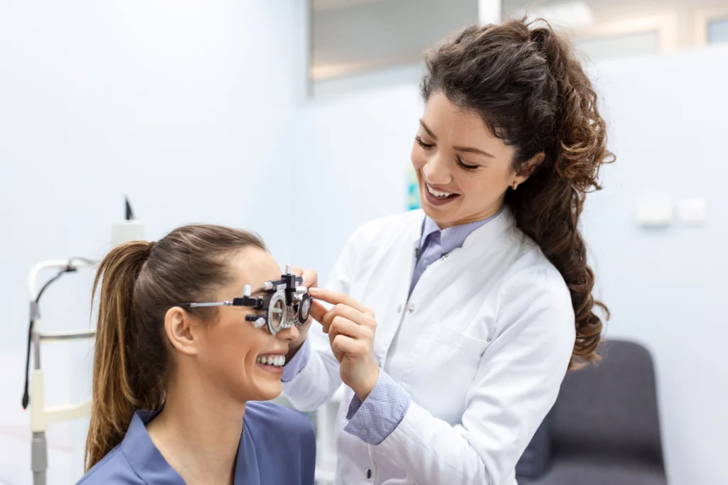 best eye hospital in mumbai for eye checkup - oswal eye care