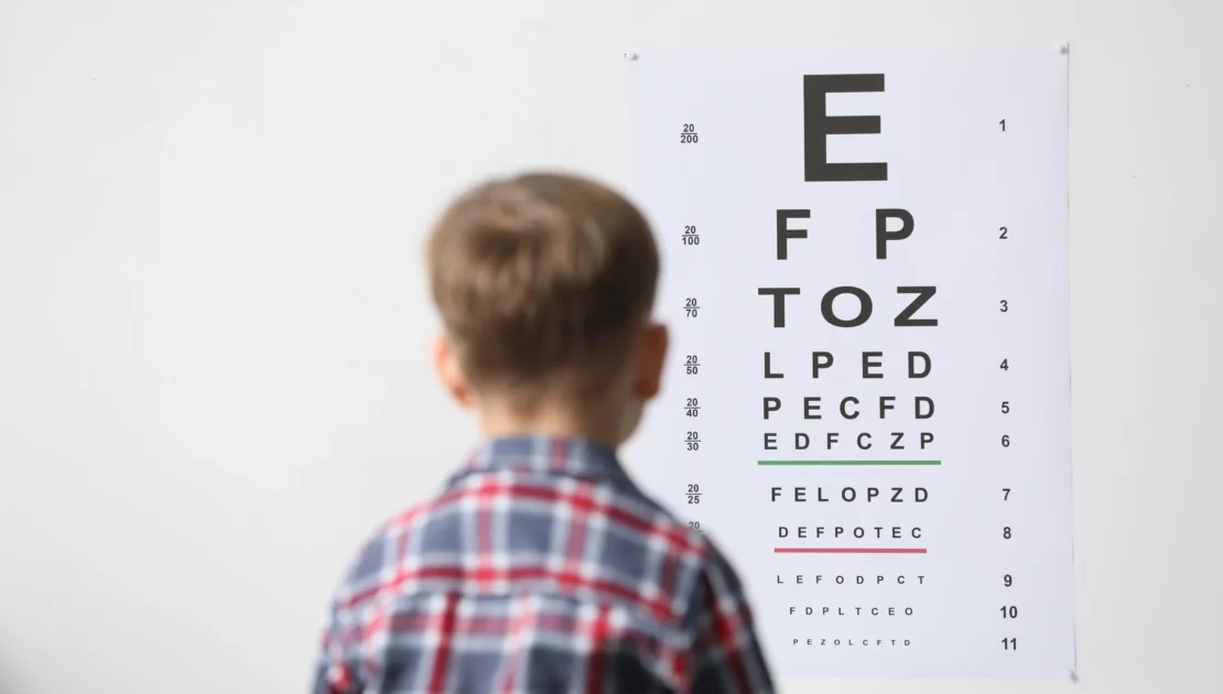 eye checkup doctor - oswal eye care