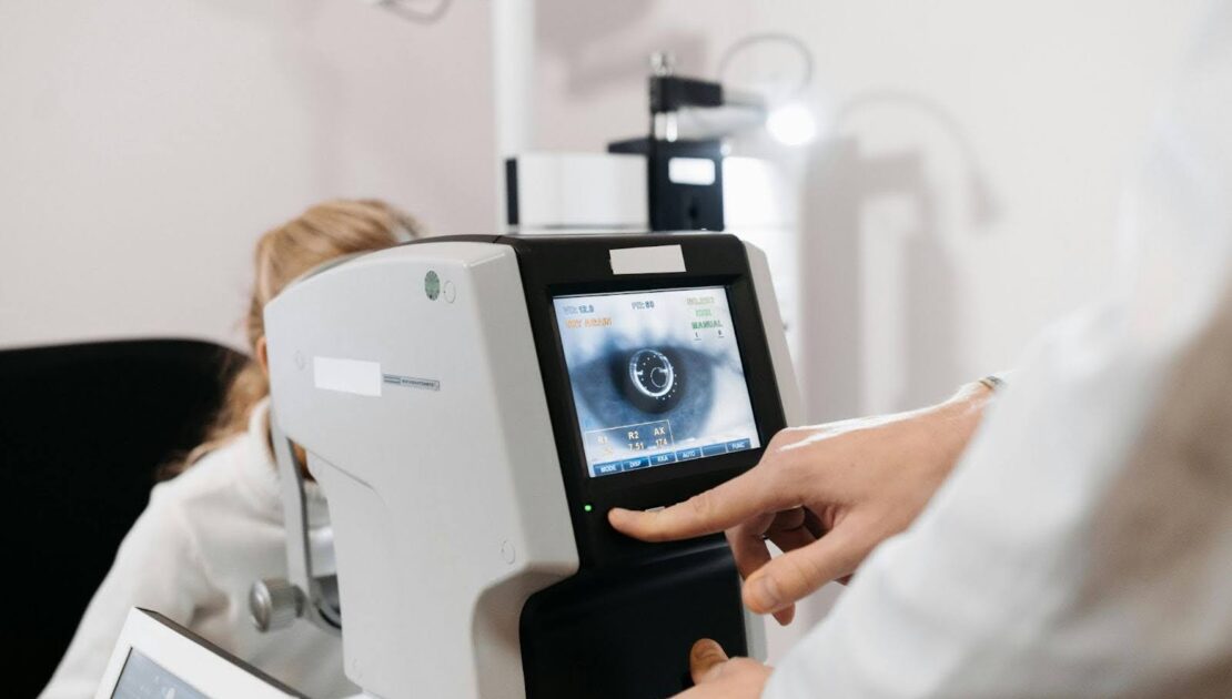 cataract treatment in Mumbai - oswal eye care