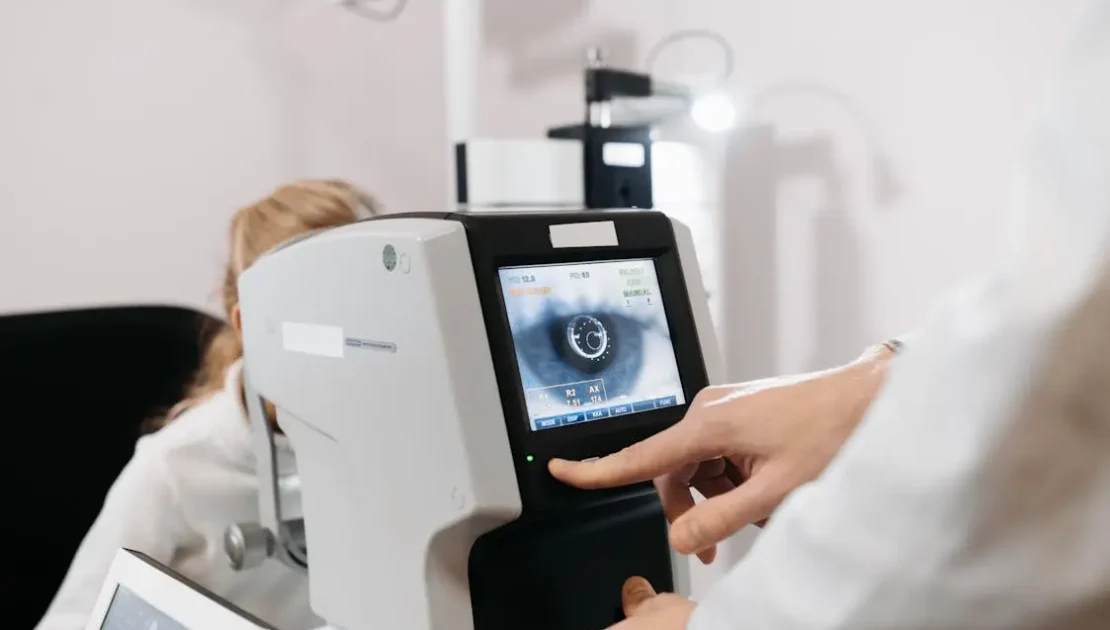 multifocal vs monofocal intraocular lens - oswal eye care